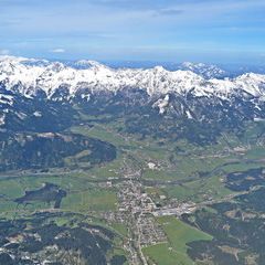 Flugwegposition um 12:06:18: Aufgenommen in der Nähe von Admont, Österreich in 2615 Meter